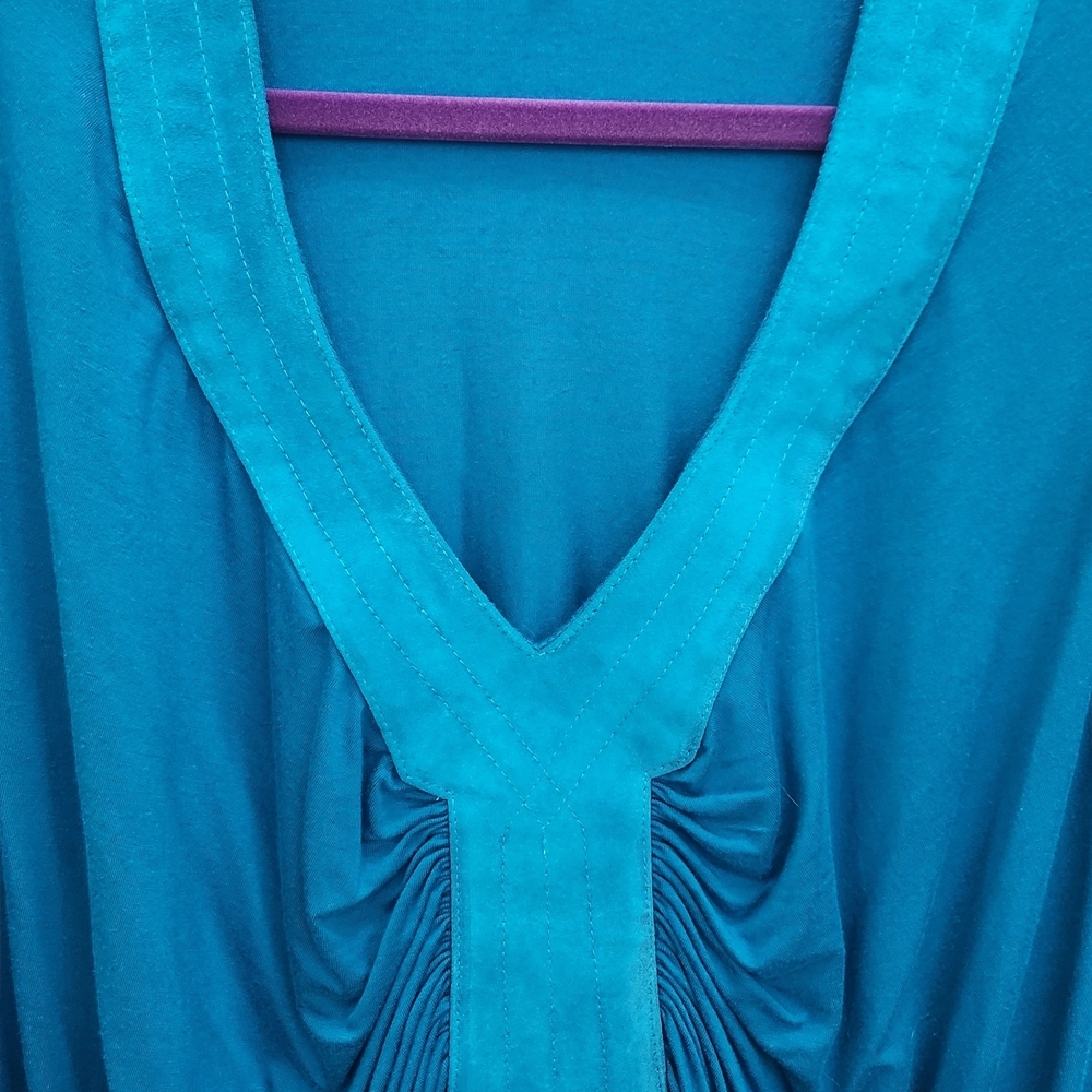 NWOT Sky Teal Monochromatic Top W/Suede V-neck Detail - Picture 2 of 5